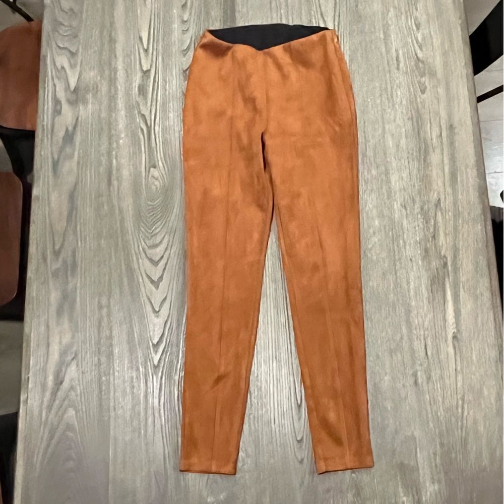Simply Vera Vera Wang Legging Pants High Rise Pleat Lines Faux Suede Brown S